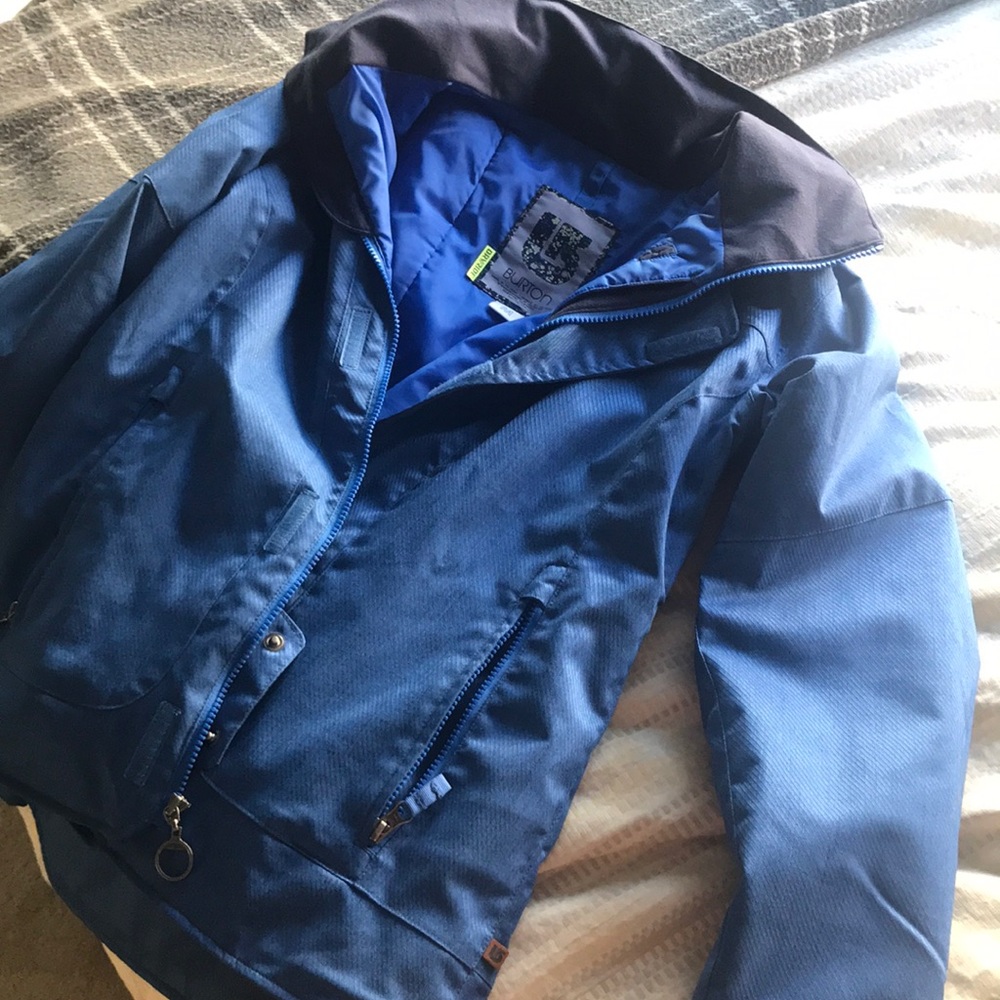 Burton women’s snow jacket size M
